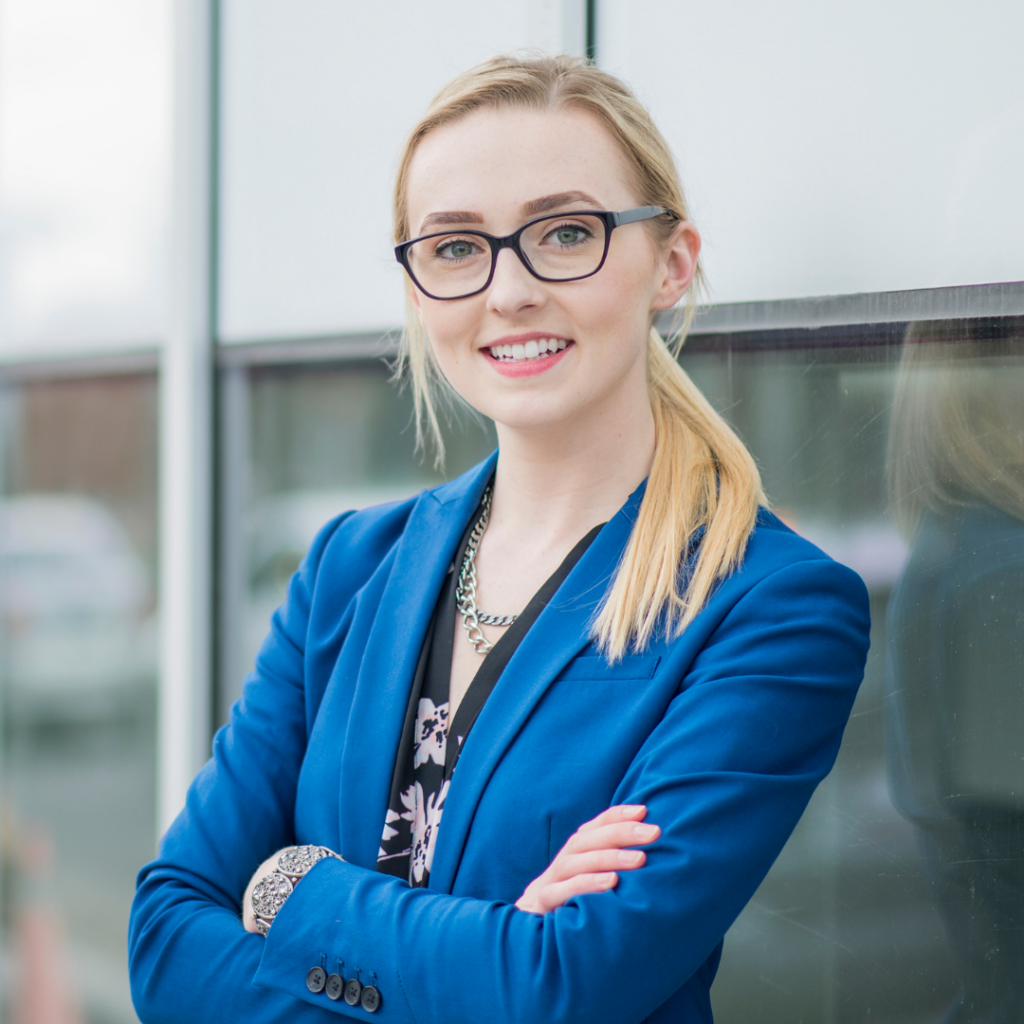 John Edwards Inc. Shares Top Tips for Closing Sales in Person: Mastering the Art of Face-to-Face Selling