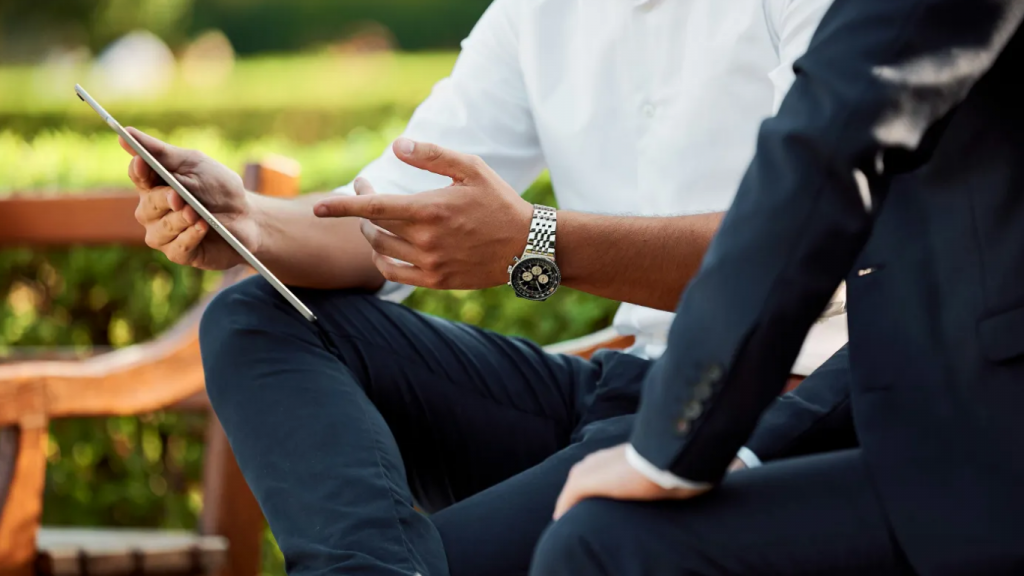 Beyond Formal Training: How John Edwards Inc Builds Everyday Leadership Skills